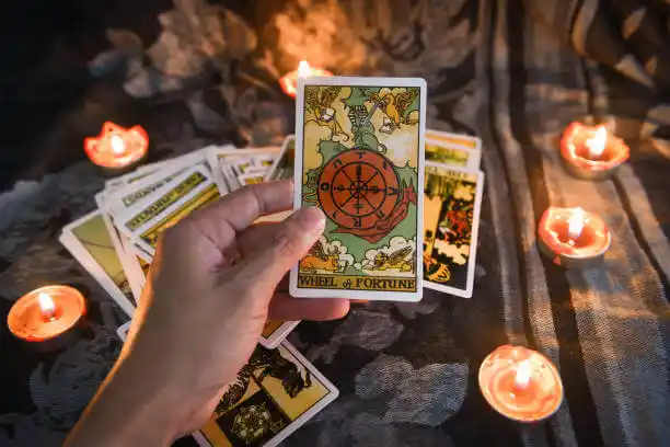 tarot cards Glyndon